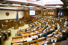 Declarație publică privind degradarea procesului legislativ și actului de guvernare în Republica Moldova