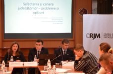 CRJM recomandă îmbunătățirea sistemului de selectare și carieră a judecătorilor